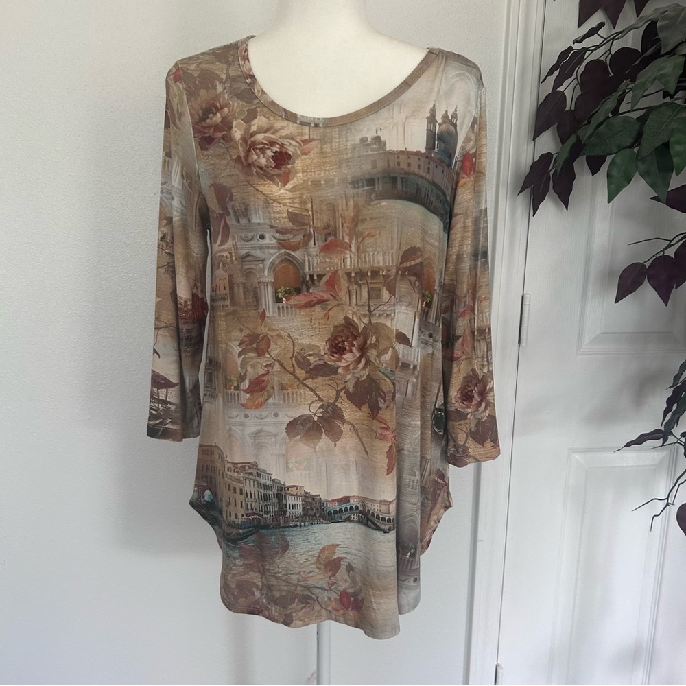 Karen Kane Multicolor Scenic Print Women's Top
#0227